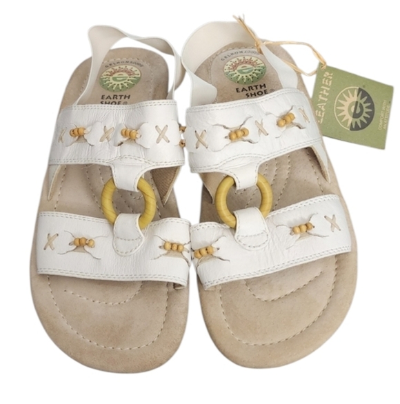 Earth Shoe White and Tan Sandals NWT - Picture 1 of 3